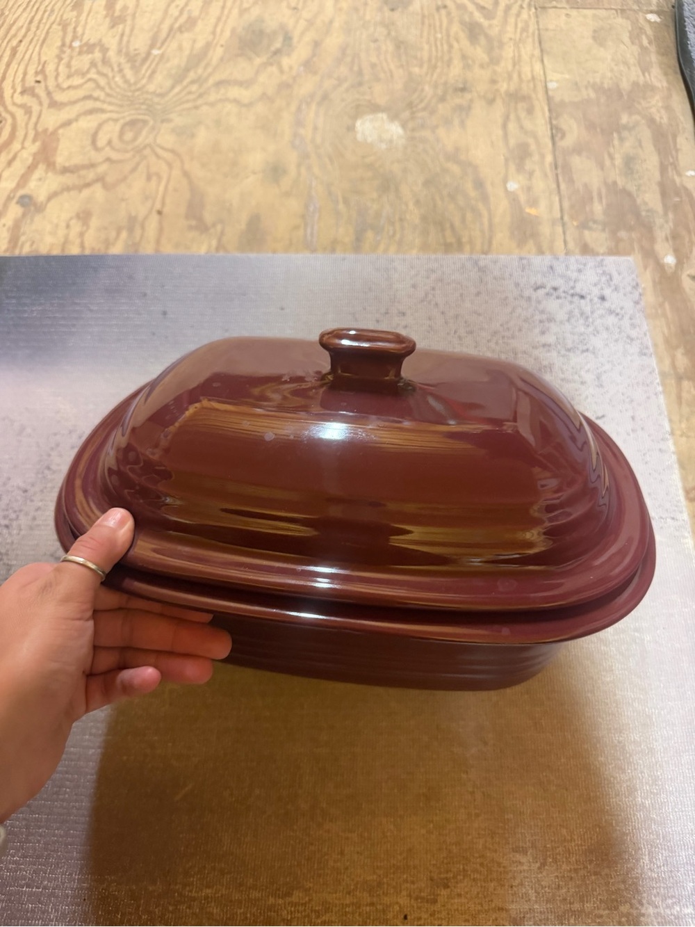 Pampered Chef Deep Covered Baker Cranberry Burgundy Stoneware 3.1 Qt 2101 USA